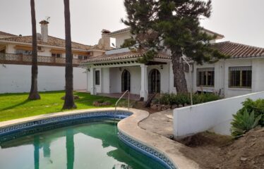 V-39 VILLA EXCLUSIVA EN CERROS DEL ÁGUILA