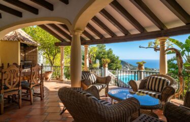 V-6 EXCEPTIONAL VILLA IN MIJAS WITH PANORAMIC SEA VIEWS