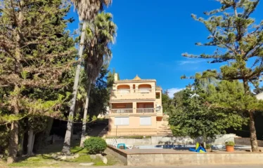 V-7 GATED DEVELOPMENT OF 7 VILLAS WITH PANORAMIC VIEWS