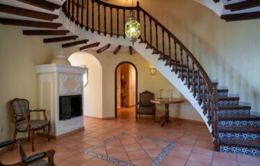 V-6 EXCEPTIONAL VILLA IN MIJAS WITH PANORAMIC SEA VIEWS
