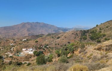 T-11 RUSTIC LAND WITH BEAUTIFUL VIEWS