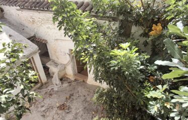 C-7 BEAUTIFUL TRADITIONAL HOUSE TO REFORM IN MIJAS