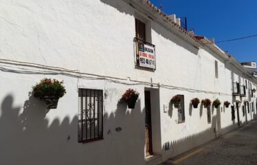 C-7 BEAUTIFU L TRADITIONAL HOUSE TO REFORM IN MIJAS