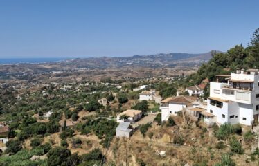 P-8 ATICO DE LUJO EN EL CORAZON DE MIJAS