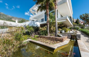 V-28 EXCLUSIVE VILLA IN VLATOCADO