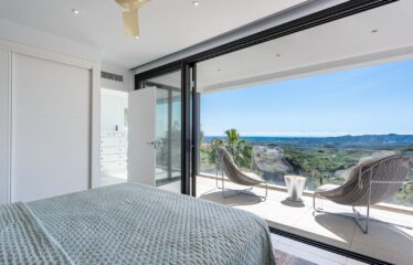 V-28 EXCLUSIVE VILLA IN VLATOCADO