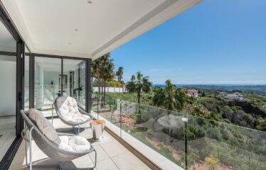 V-28 EXCLUSIVE VILLA IN VLATOCADO