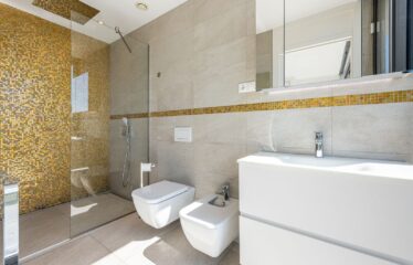 V-28 EXCLUSIVE VILLA IN VLATOCADO