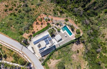 V-28 EXCLUSIVE VILLA IN VLATOCADO